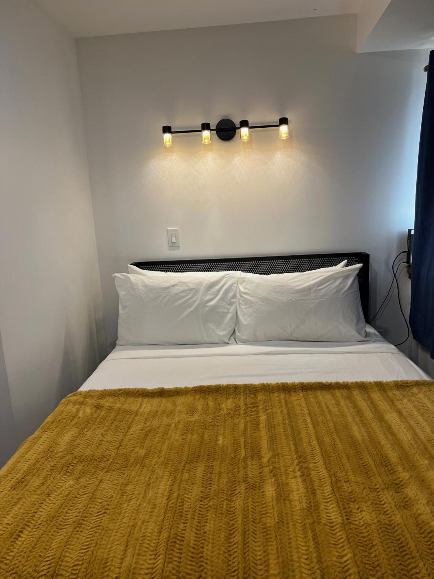 Griz Inn By Stayin เฟอร์นี ภายนอก รูปภาพ